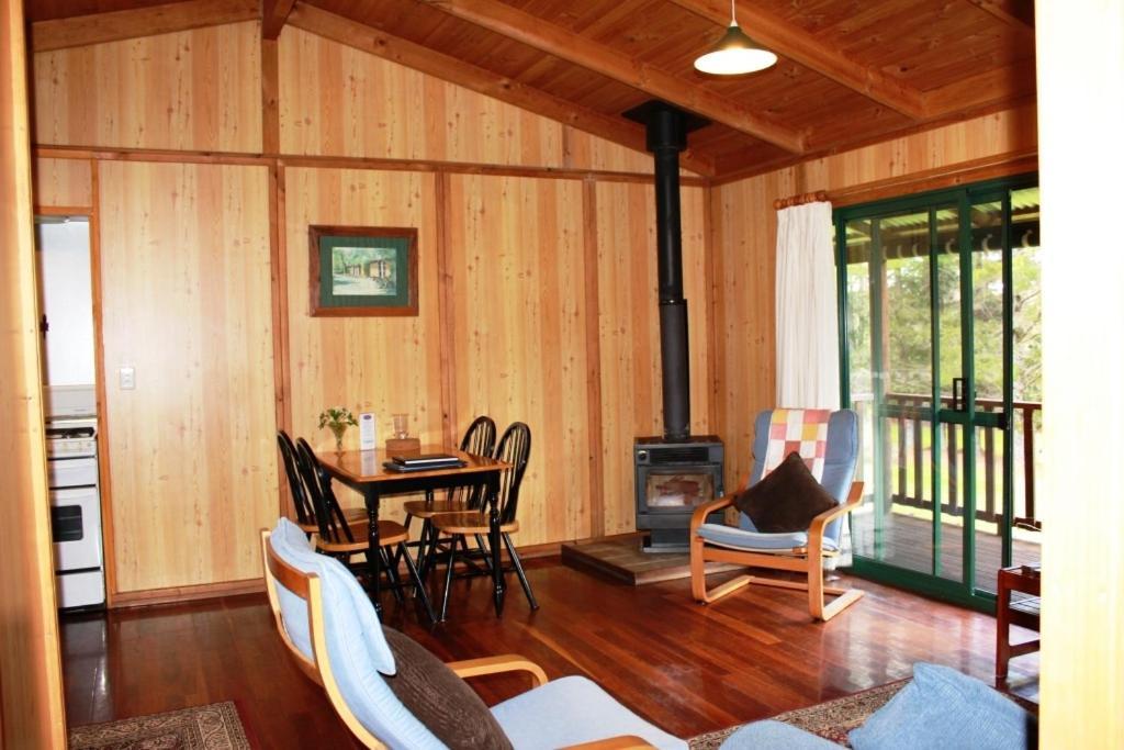Hawke Brook Chalets Pemberton Pokoj fotografie